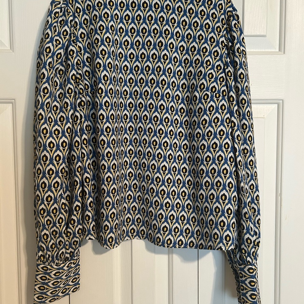 Cupcakes & Cashmere Blue and Yellow Blouse